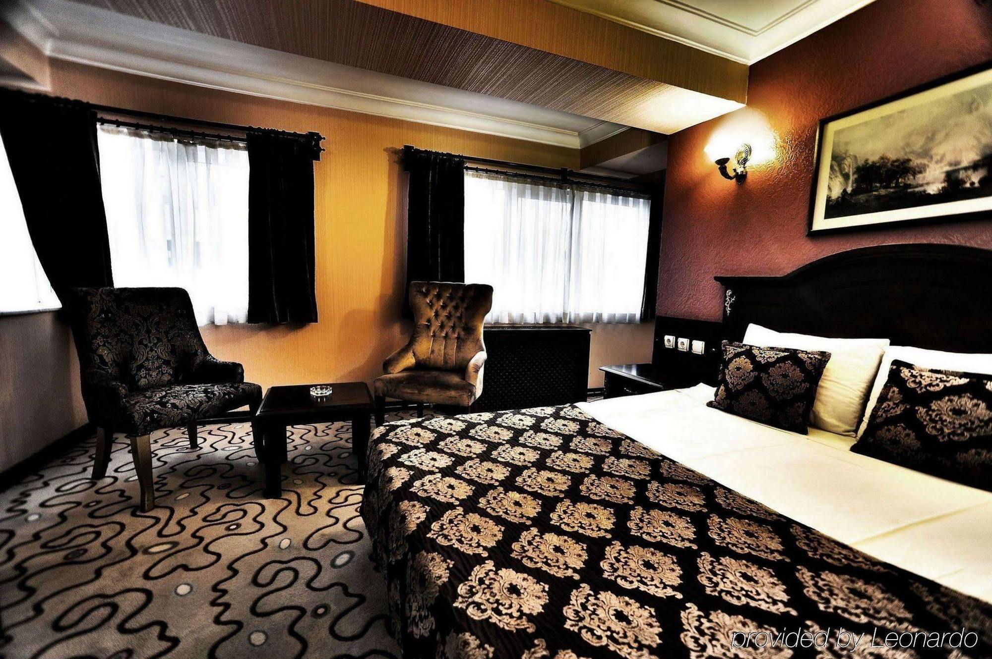 Angora Hotel Ankara Esterno foto